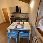 Vene - Stresa Апартаменты *
