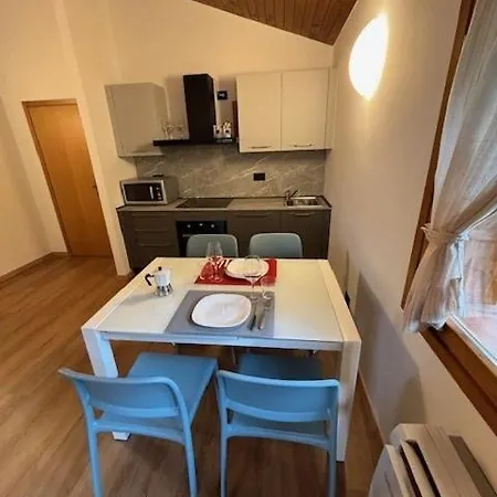 Vene - Stresa Apartment *