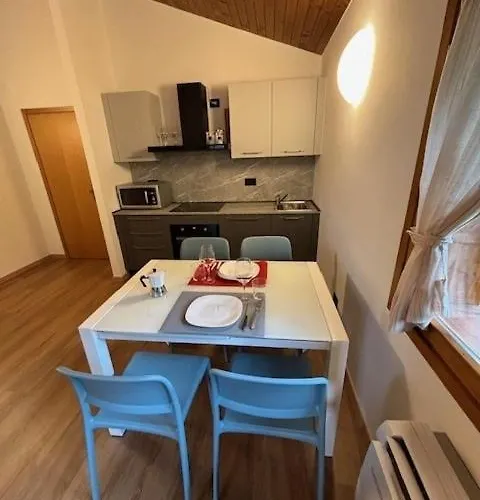 Vene - Stresa Apartment *